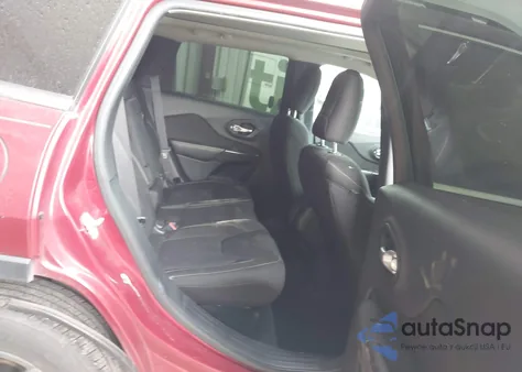 2015 Jeep Cherokee Latitude z USA, uszkodzony, nr VIN 1C4PJLCB0FW754113